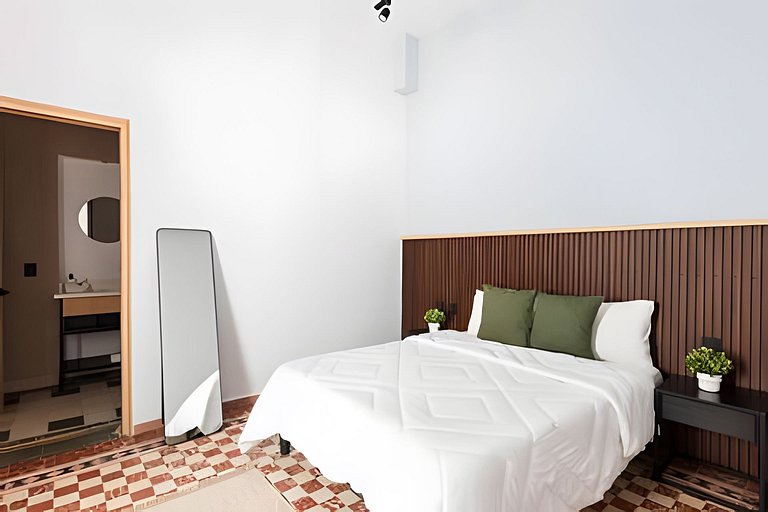 Casona 212 | Elegancia, Conexión y Estacionamiento