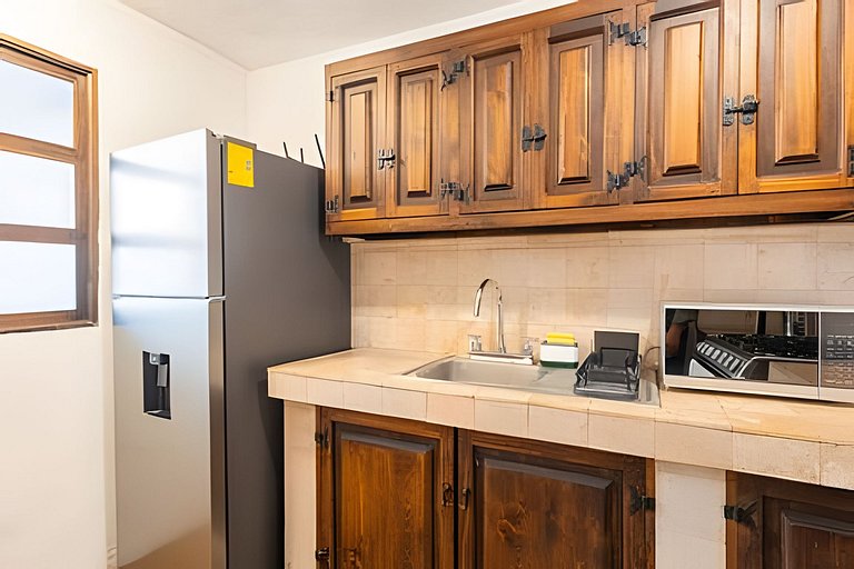 Spacious House in the Heart of the City Center | 4 Bedrooms