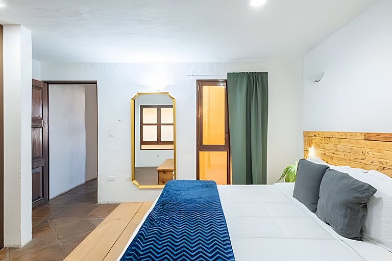 17th Century “Casa de la Virgen” | 5Beds + Parking