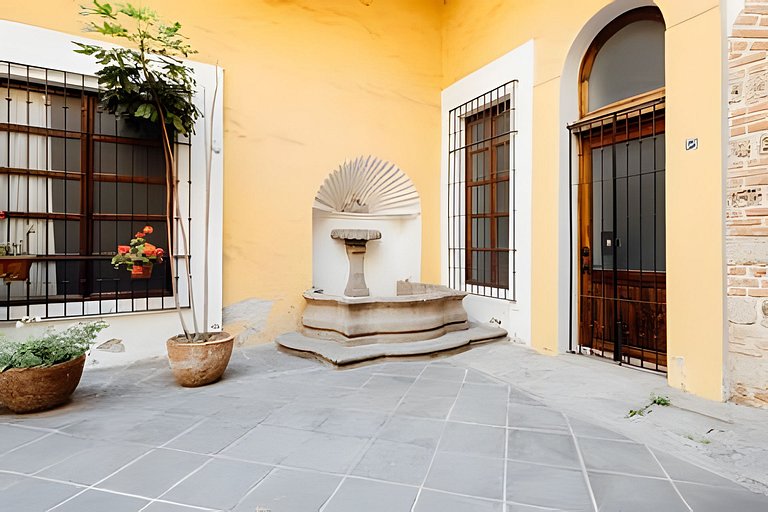 17th Century “Casa de la Virgen” | 5Beds + Parking