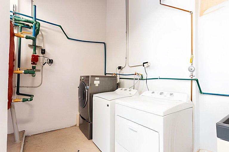 Casona 212 | Stylish Loft w/ High-Speed WiFi