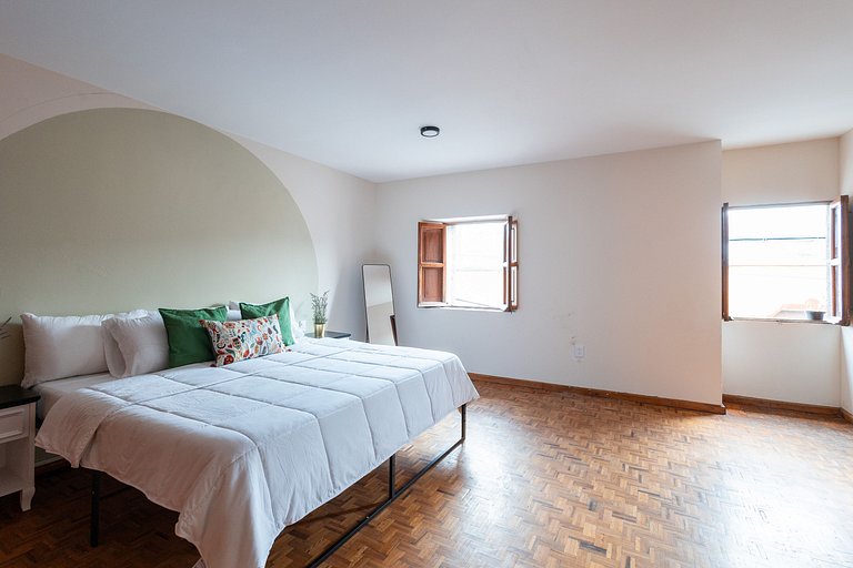 Beautiful House in Historic Center | 5 bedrooms + Parking