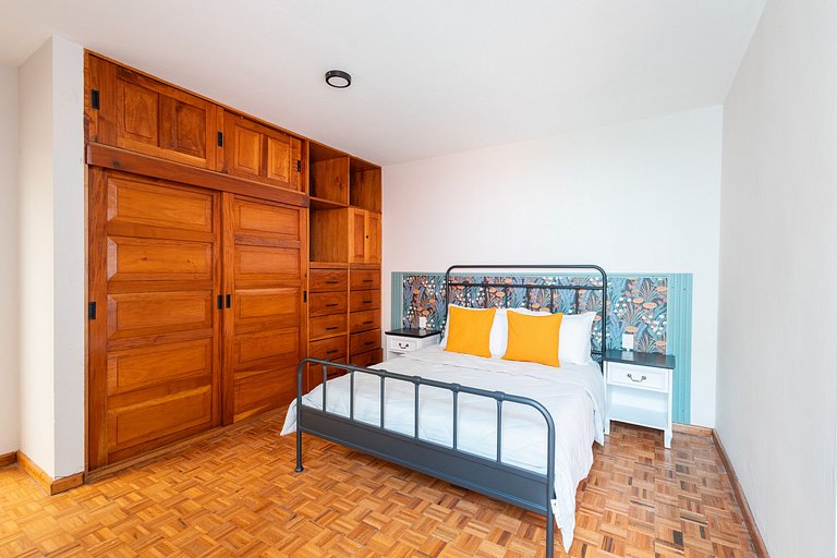 Hermosa Casa en Centro Histórico | 5 hab + Est