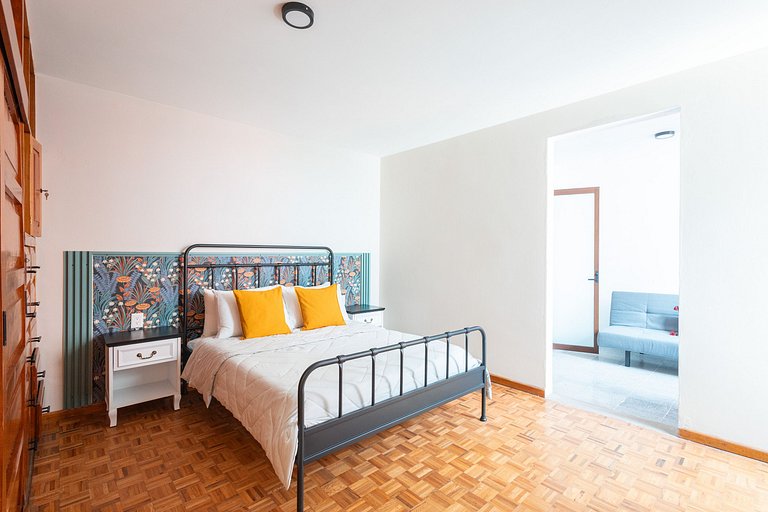Beautiful House in Historic Center | 5 bedrooms + Parking