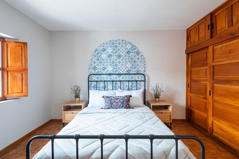 Beautiful House in Historic Center | 5 bedrooms + Parking