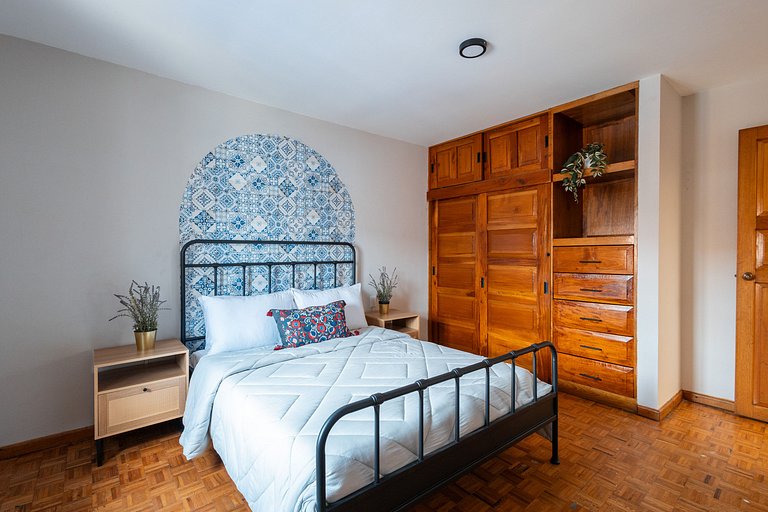 Beautiful House in Historic Center | 5 bedrooms + Parking