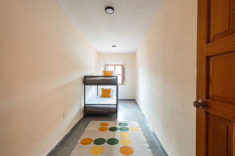 Beautiful House in Historic Center | 5 bedrooms + Parking