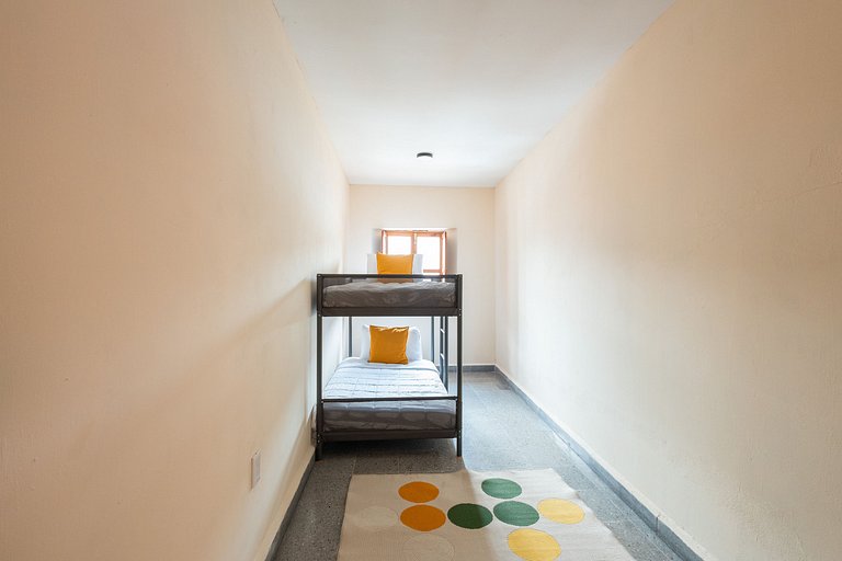Hermosa Casa en Centro Histórico | 5 hab + Est