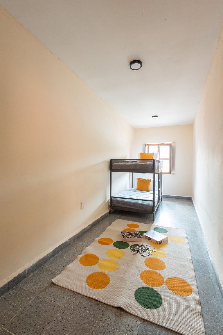 Hermosa Casa en Centro Histórico | 5 hab + Est