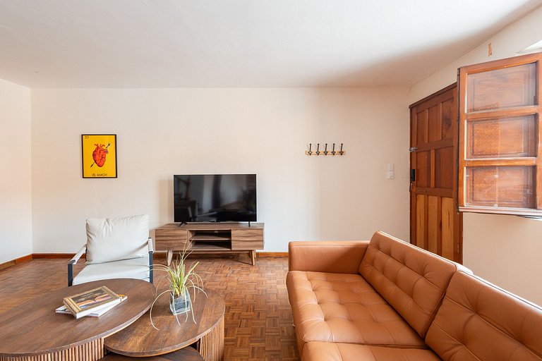 Hermosa Casa en Centro Histórico | 5 hab + Est