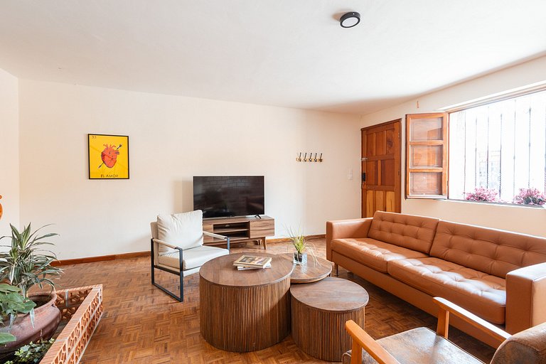Hermosa Casa en Centro Histórico | 5 hab + Est