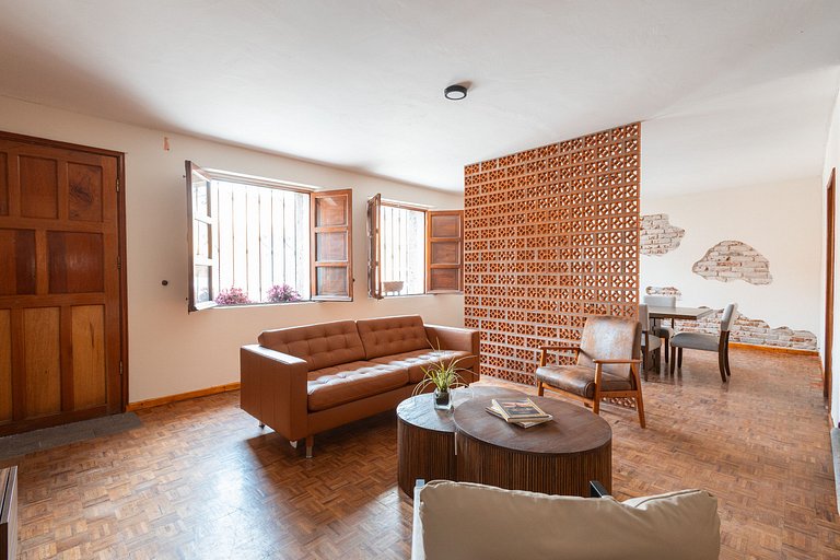 Beautiful House in Historic Center | 5 bedrooms + Parking