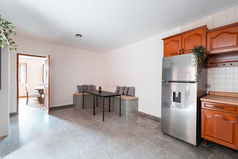 Beautiful House in Historic Center | 5 bedrooms + Parking