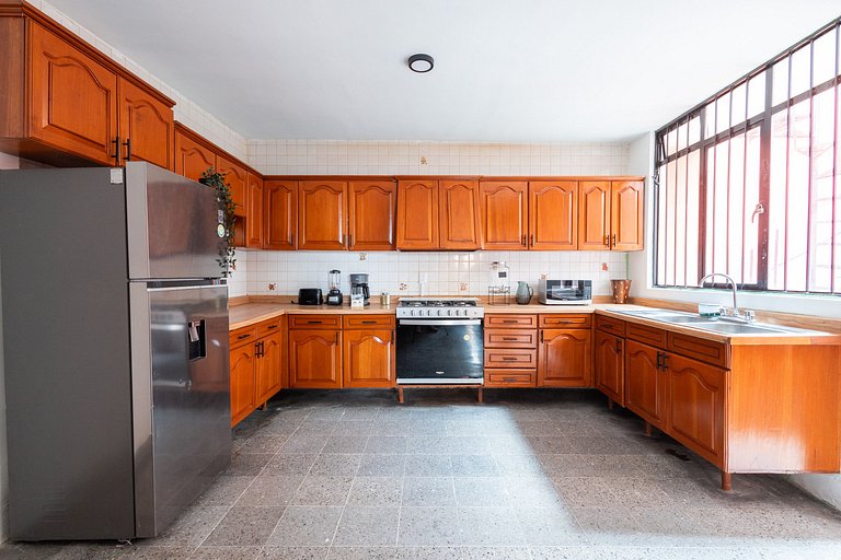 Beautiful House in Historic Center | 5 bedrooms + Parking