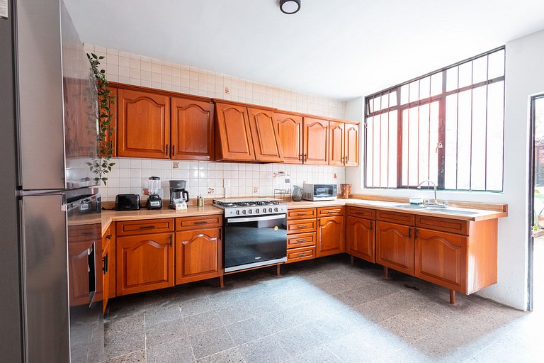 Beautiful House in Historic Center | 5 bedrooms + Parking