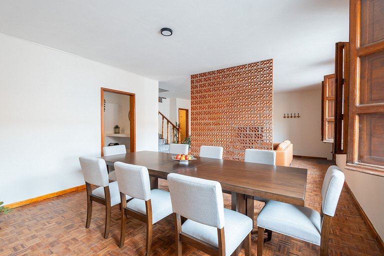Beautiful House in Historic Center | 5 bedrooms + Parking