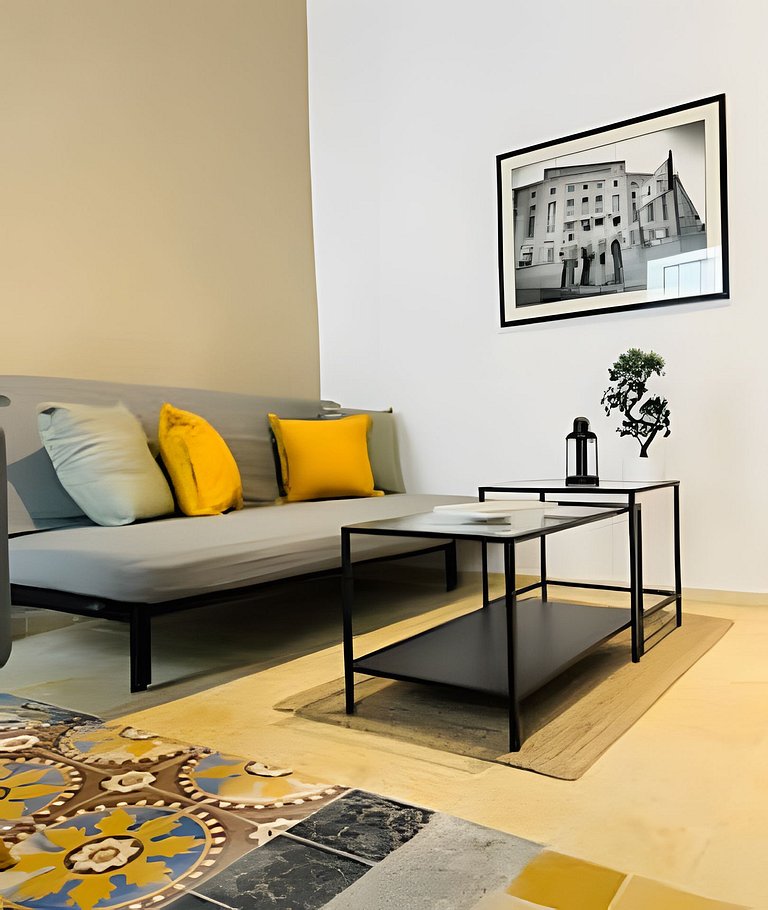 Casona 212|Apt in Prime Downtown Location+ Parking