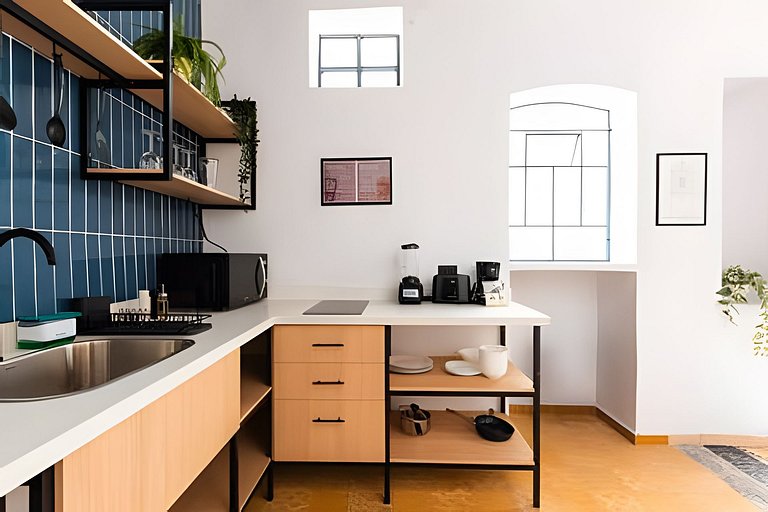 Casona 212|Apt in Prime Downtown Location+ Parking
