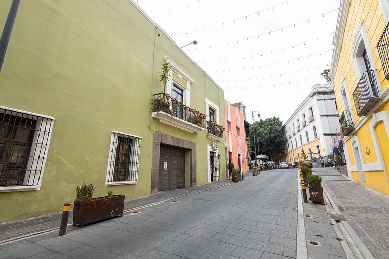 Depto. junto al Callejón de los Sapos: Confort+Est