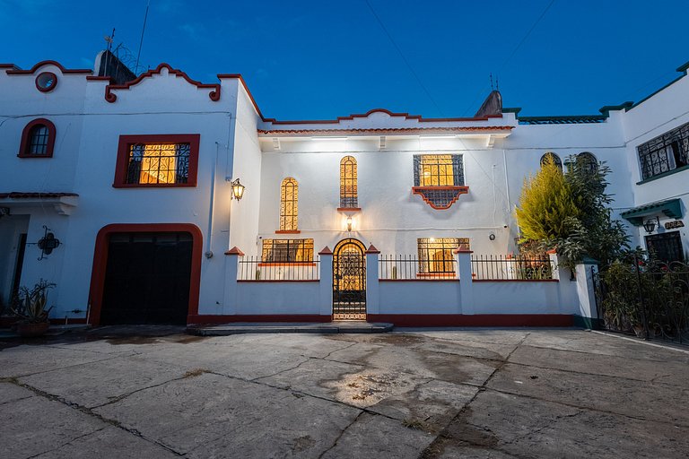 Casa céntrica con 4 hab + lavadora + Est