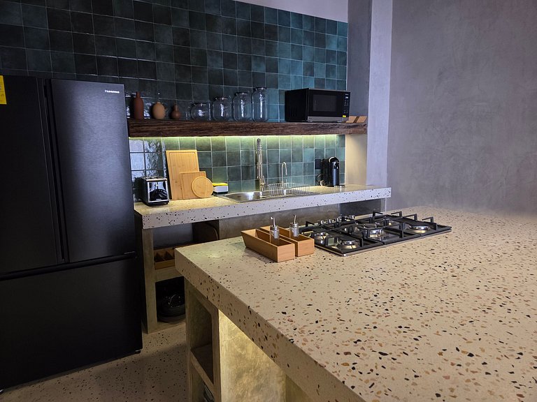 El Hornito Room | Washing + Drying + Parking