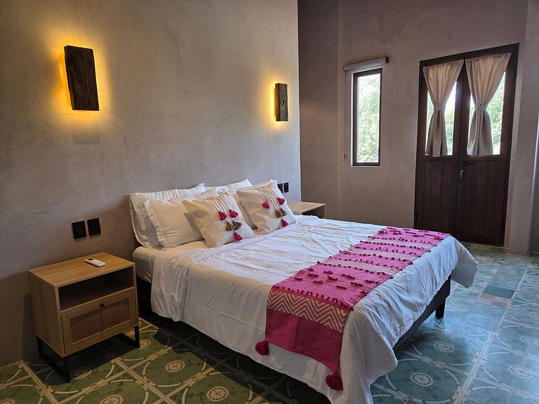 El Jarrón Room | Terrace + parking