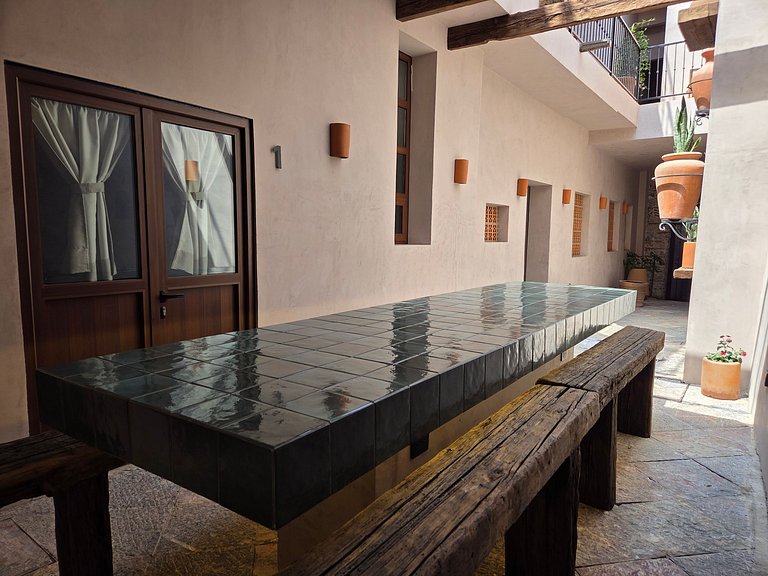 Habitación El Jarrón | Terraza + parking