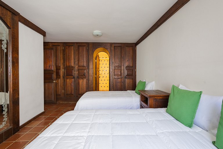 Casona Azul | Terraza + Grupos + Lavadora
