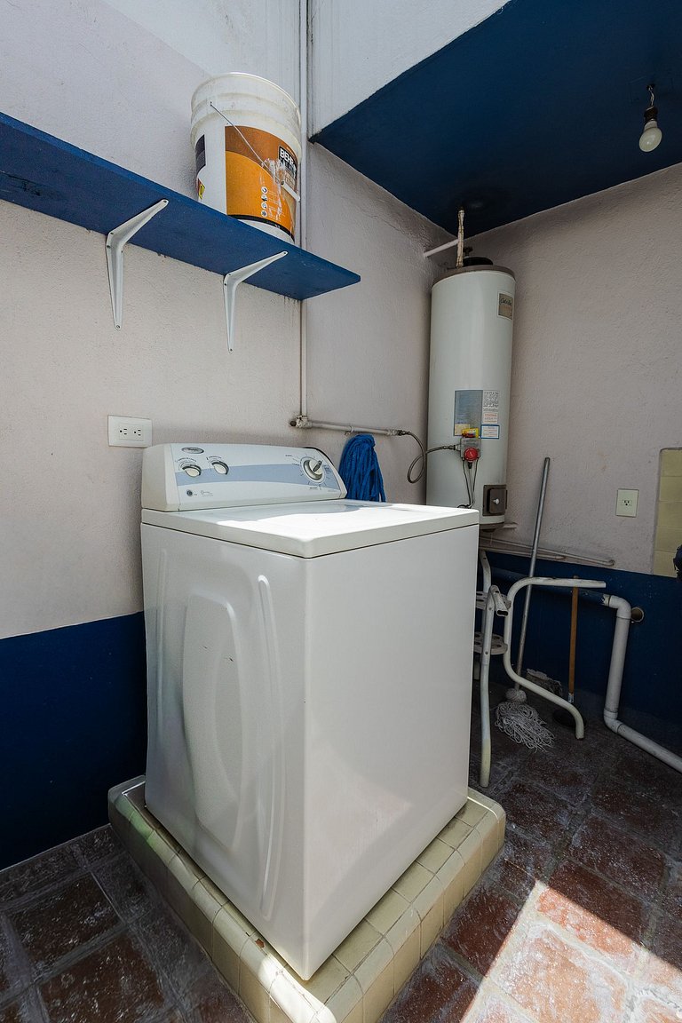 Casona Azul | Terrace + Groups + Washing machine