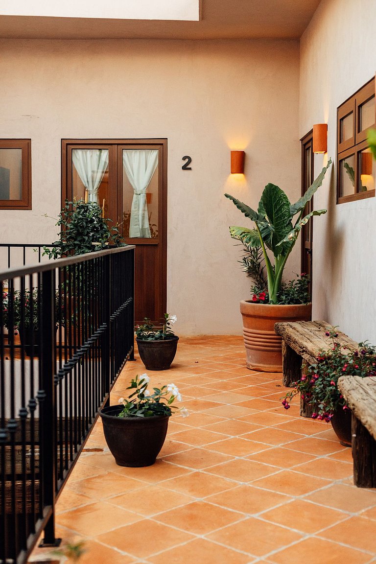 Boutique Loft Luna | Ground Floor, AC, King Bed