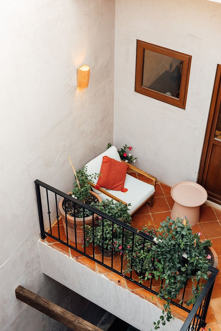 Boutique Loft Luna | Ground Floor, AC, King Bed