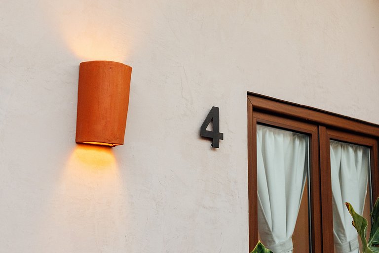 Boutique Loft Nova | Rooftop, Laundry, and Air Conditioning.