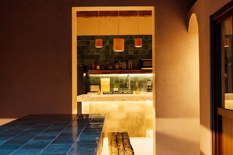 Boutique Loft Nova | Rooftop, Laundry, and Air Conditioning.