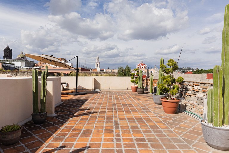 Casona 212 | Stylish Loft w/ High-Speed WiFi